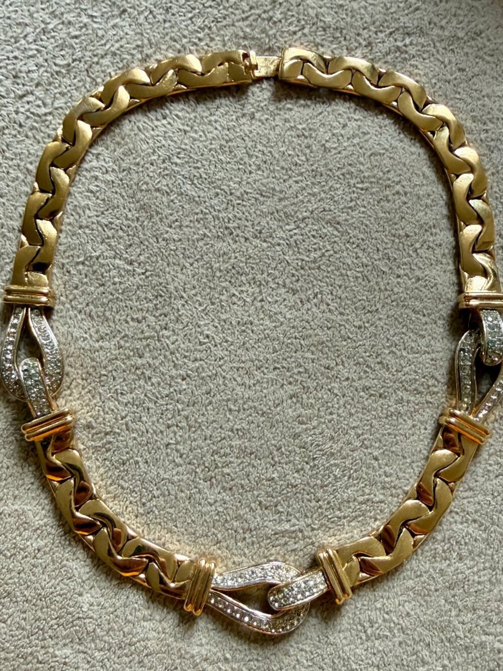 Vintage Style Gold Tone & Faux Crystal Statement Necklace 15.5” Elegant Link